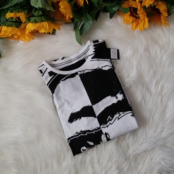 Aftermath Apparel Skull Crew Neck Tee - Picture 2 of 6
